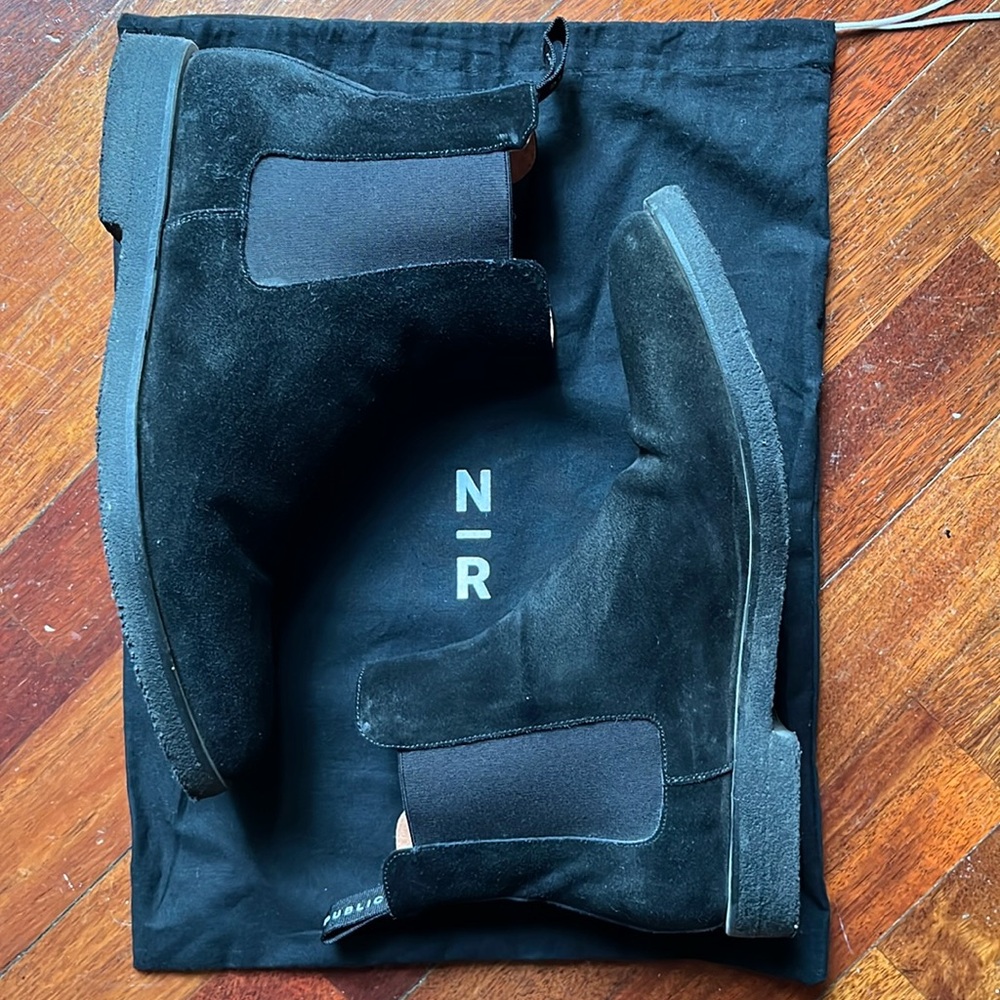 New Republic Suede Chelsea Boots Black Size 11